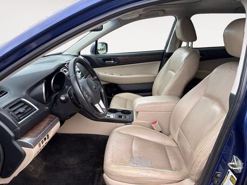Used 2015 Subaru Outback 2.5i Limited AWD/4WD image 9