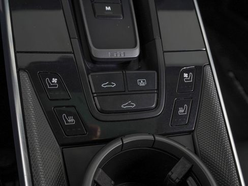 Used 2020 Porsche 911 Carrera S image 20