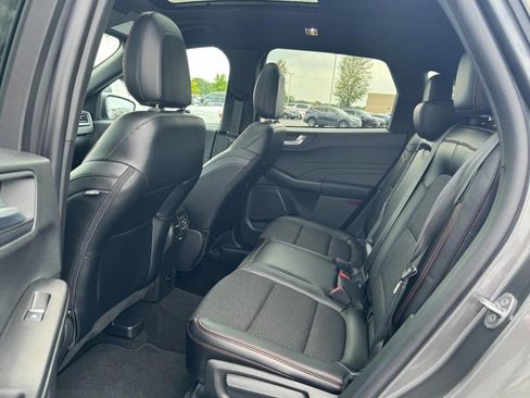 Used 2024 Ford Escape ST-Line w/ Tech Pack #1 image 10