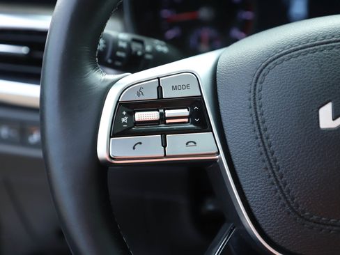 Used 2022 Kia Telluride SX w/ Nightfall Edition Package AWD/4WD image 23