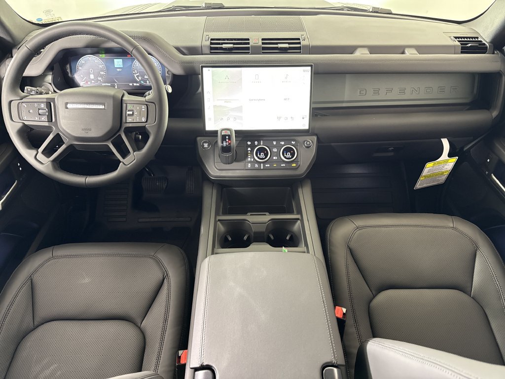 New 2026 Land Rover Defender 110 AWD/4WD image 17