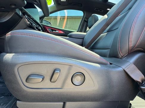 Used 2024 Chevrolet Traverse RS w/ LPO, Floor Liner Package AWD/4WD image 17