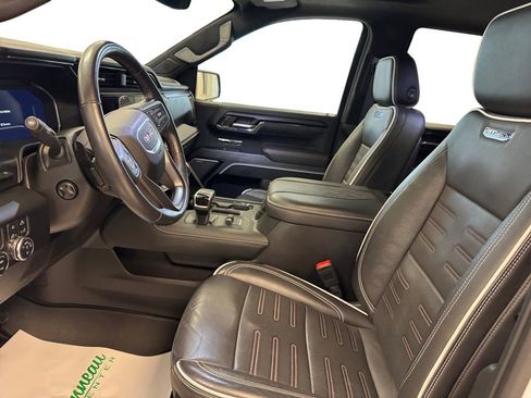 Used 2023 GMC Sierra 1500 AT4X AWD/4WD image 10