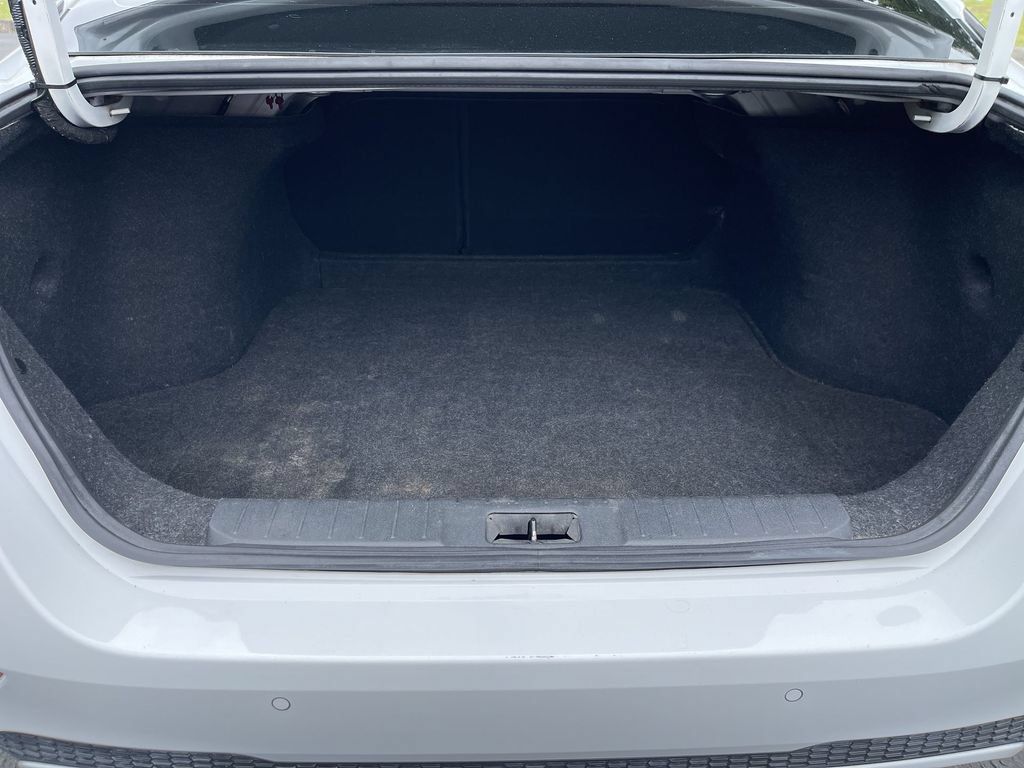 Used 2021 Nissan Sentra SV FWD image 23