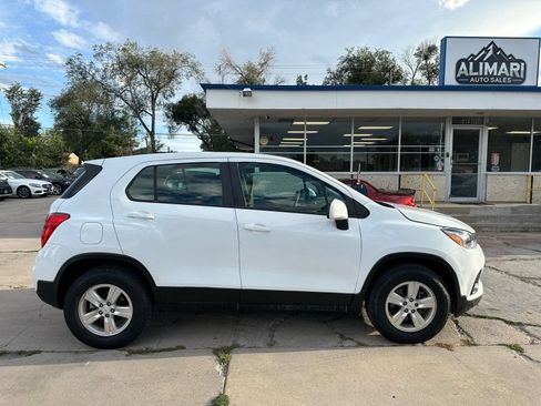 Used 2018 Chevrolet Trax LS AWD/4WD image 8