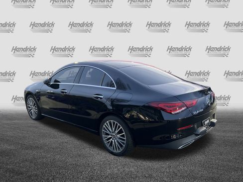 Used 2022 Mercedes-Benz CLA 250 4MATIC image 8