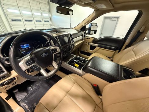 Used 2020 Ford F250 Lariat w/ Lariat Ultimate Package AWD/4WD image 13