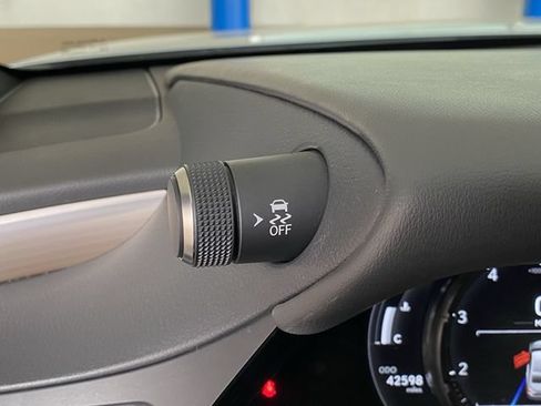Used 2022 Lexus ES 350 F Sport w/ Accessory Package 2 FWD image 23