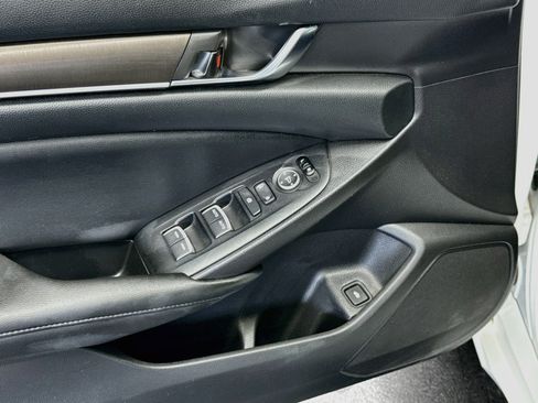 Used 2020 Honda Accord LX image 15