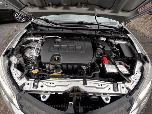 Used 2014 Toyota Corolla LE image 7