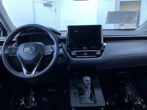 Certified 2026 Toyota Corolla Cross LE FWD image 17
