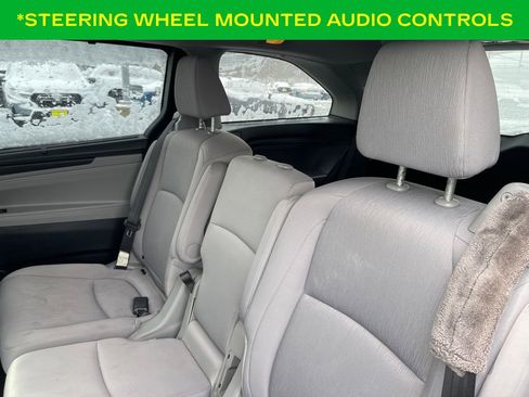 Used 2018 Honda Odyssey EX image 13