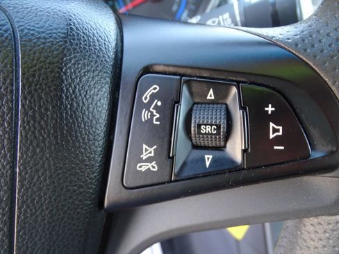 Used 2016 Chevrolet Cruze Limited LT FWD image 14