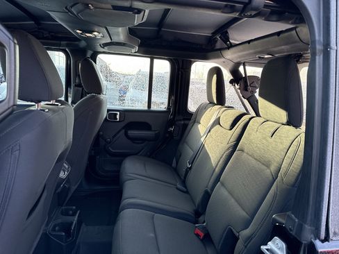 Used 2023 Jeep Wrangler Sport image 17