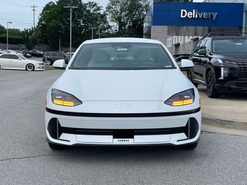 New 2025 Hyundai Ioniq 6 SEL AWD/4WD image 2