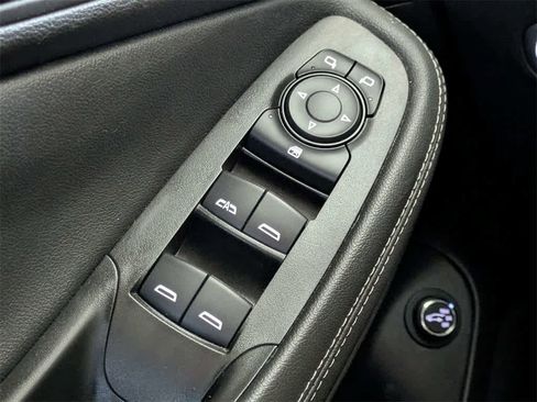 Used 2022 Buick Encore GX Select w/ Sport Touring Package image 32