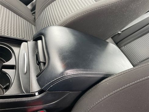 Used 2023 Dodge Charger SXT w/ Blacktop Package image 15