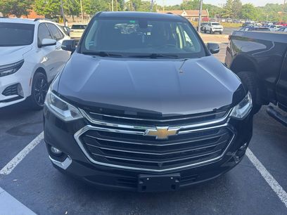 Used 2021 Chevrolet Traverse LT w/ LT Premium Package
