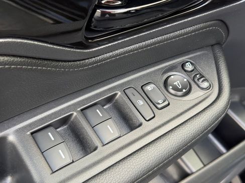 Used 2026 Honda Odyssey Elite image 14