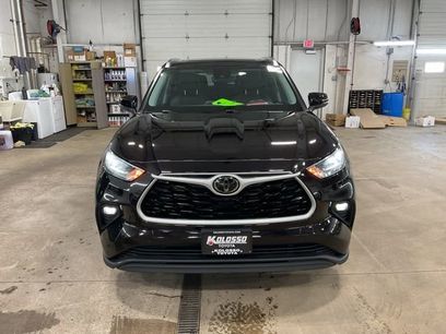 Used 2020 Toyota Highlander XLE