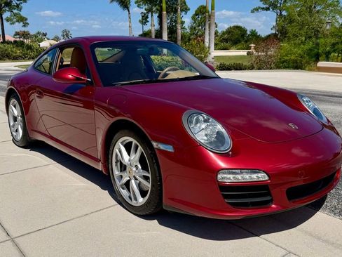 Used 2011 Porsche 911 Carrera RWD image 2
