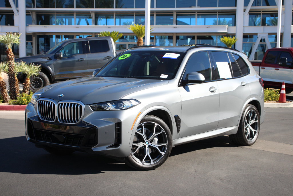 Used 2026 BMW X5 xDrive40i w/ M Sport Package AWD/4WD image 1