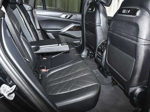 Used 2024 BMW X6 xDrive40i image 65