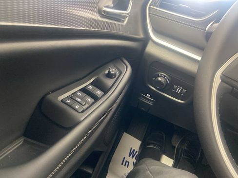 New 2026 Jeep Grand Cherokee Laredo X AWD/4WD image 26