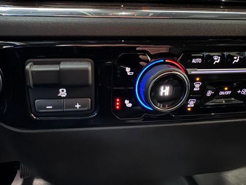 Certified 2024 Chevrolet Silverado 1500 RST w/ LPO, Dark Essentials Package image 24