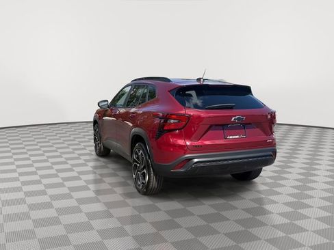 Certified 2024 Chevrolet Trax RS w/ Sunroof Package FWD image 8