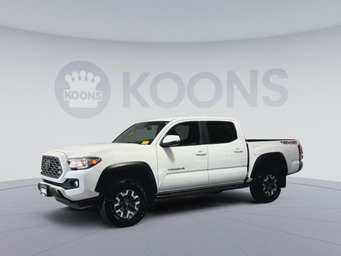 Used 2020 Toyota Tacoma TRD Off-Road AWD/4WD image 5