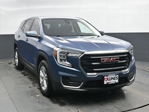 Used 2024 GMC Terrain SLE AWD/4WD image 6