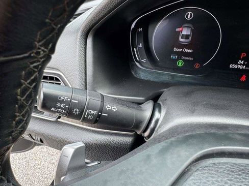 Used 2018 Honda Accord Sport image 25