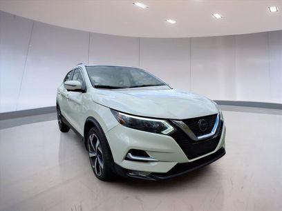 Used 2024 Nissan Rogue SV