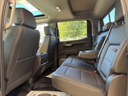 New 2026 GMC Sierra 1500 Denali w/ Denali Reserve Package image 33