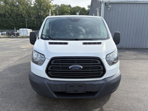Used 2017 Ford Transit 150 130 Low Roof RWD image 6