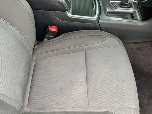 Used 2017 Dodge Charger SXT RWD image 13