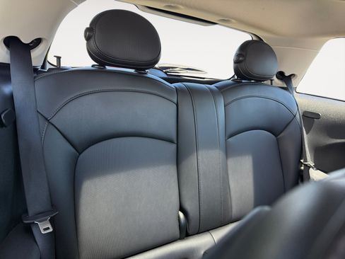 Used 2019 MINI Cooper S FWD image 19
