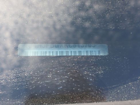 Used 2019 Jeep Grand Cherokee Limited image 12