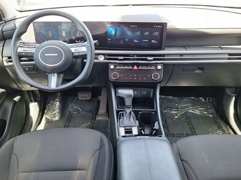 Certified 2025 Hyundai Tucson SEL image 13