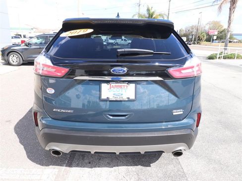 Certified 2019 Ford Edge SEL w/ Equipment Group 201A image 9