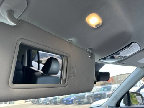 Used 2025 Hyundai Santa Fe SEL AWD/4WD image 67