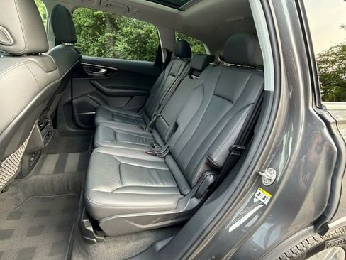Used 2022 Audi Q7 3.0T Premium Plus AWD/4WD image 22