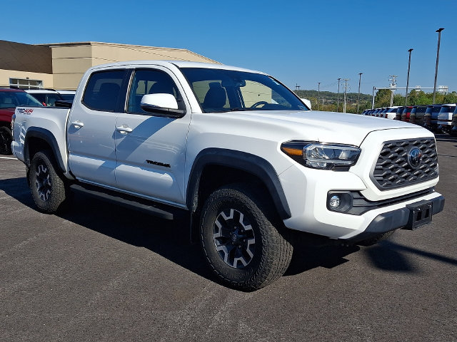 Used 2021 Toyota Tacoma TRD Off-Road w/ Technology Package AWD/4WD image 1