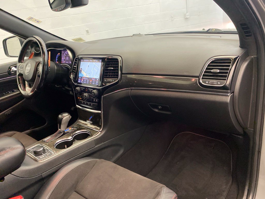 Used 2020 Jeep Grand Cherokee Trailhawk AWD/4WD image 25