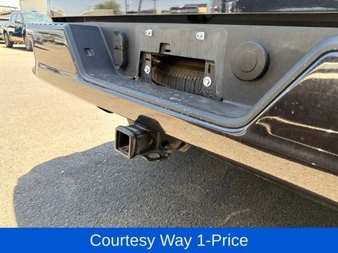 Used 2022 Chevrolet Silverado 1500 Custom RWD image 5