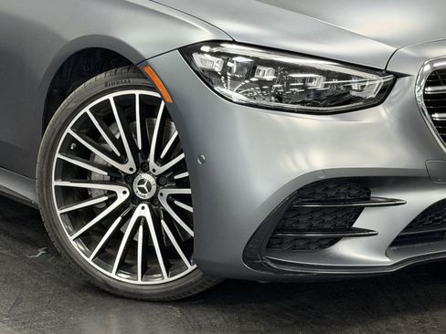 Used 2022 Mercedes-Benz S 500 4MATIC image 4