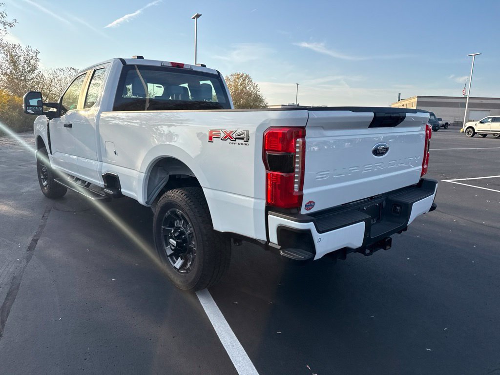 Used 2025 Ford F350 XL w/ STX Appearance Package AWD/4WD image 7