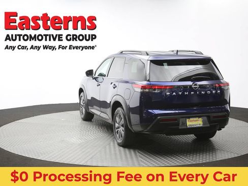 Used 2025 Nissan Pathfinder SV FWD image 65