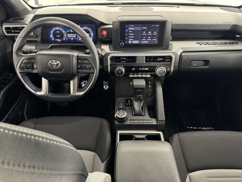 Certified 2025 Toyota Tacoma TRD Sport AWD/4WD image 24